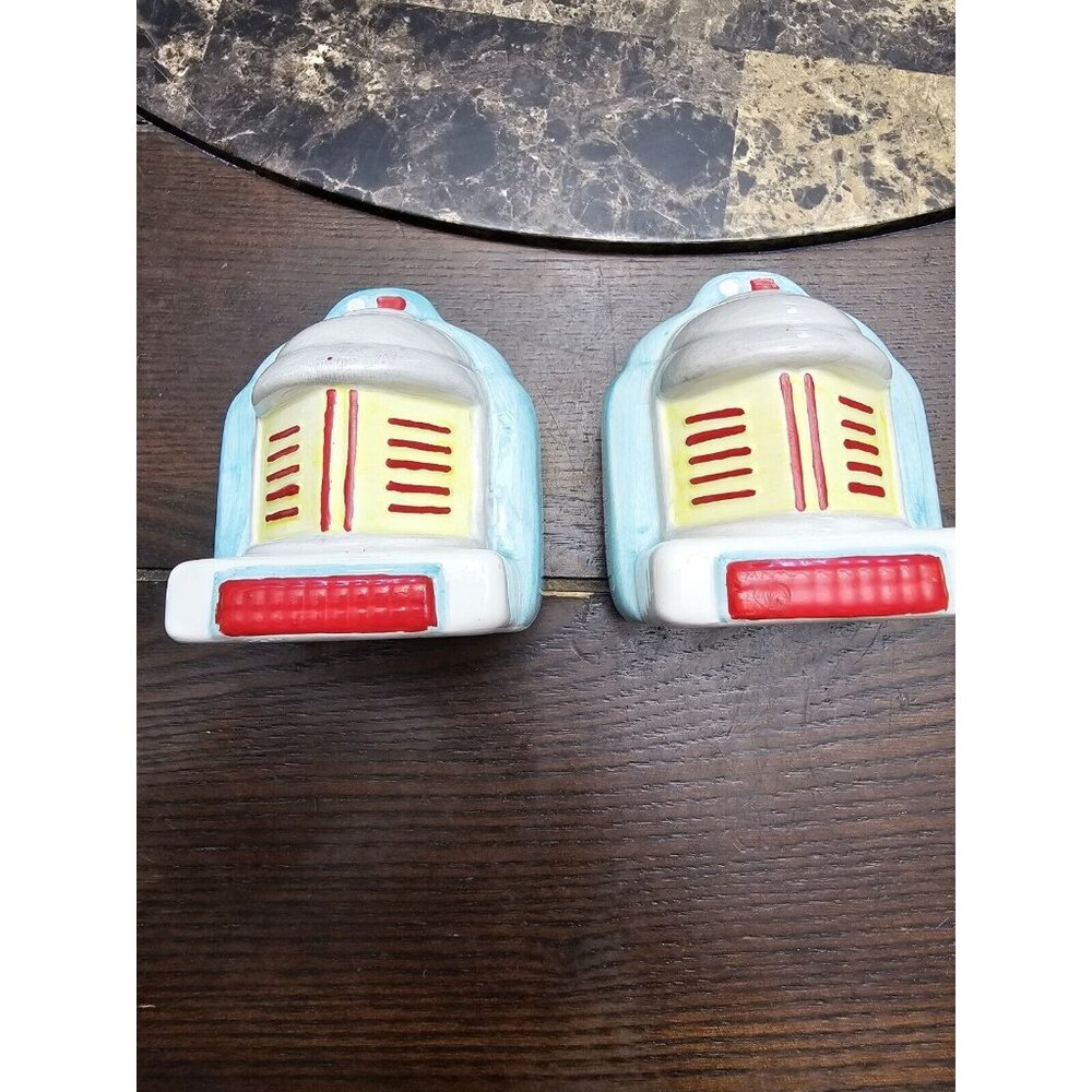 OGGI Jukebox Diner Salt and Pepper Shakers Vintage